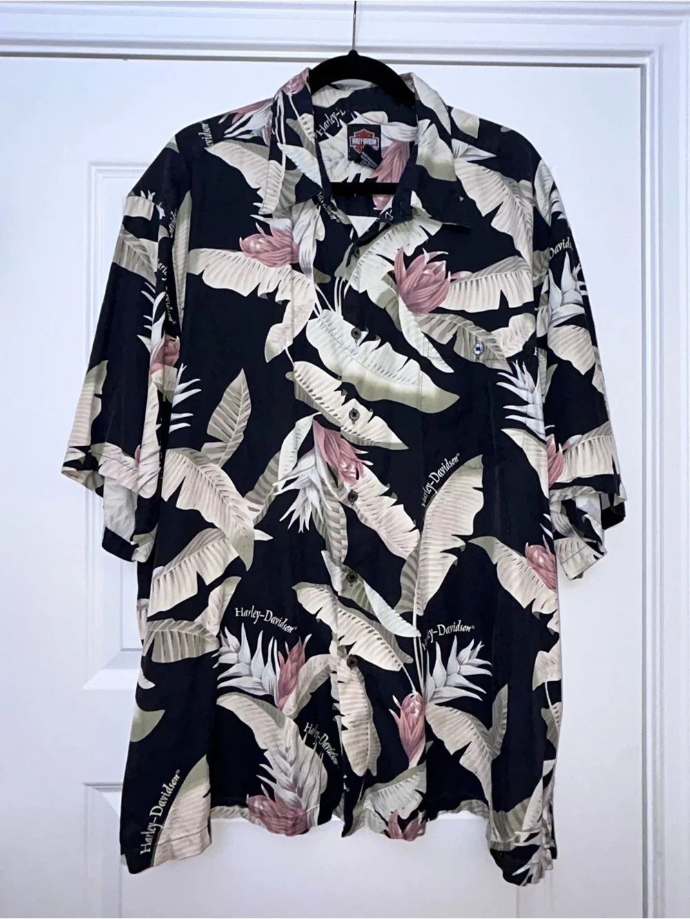 Harley Davidson 100% Silk Tropical Print Button Front Short Sleeve Shirt